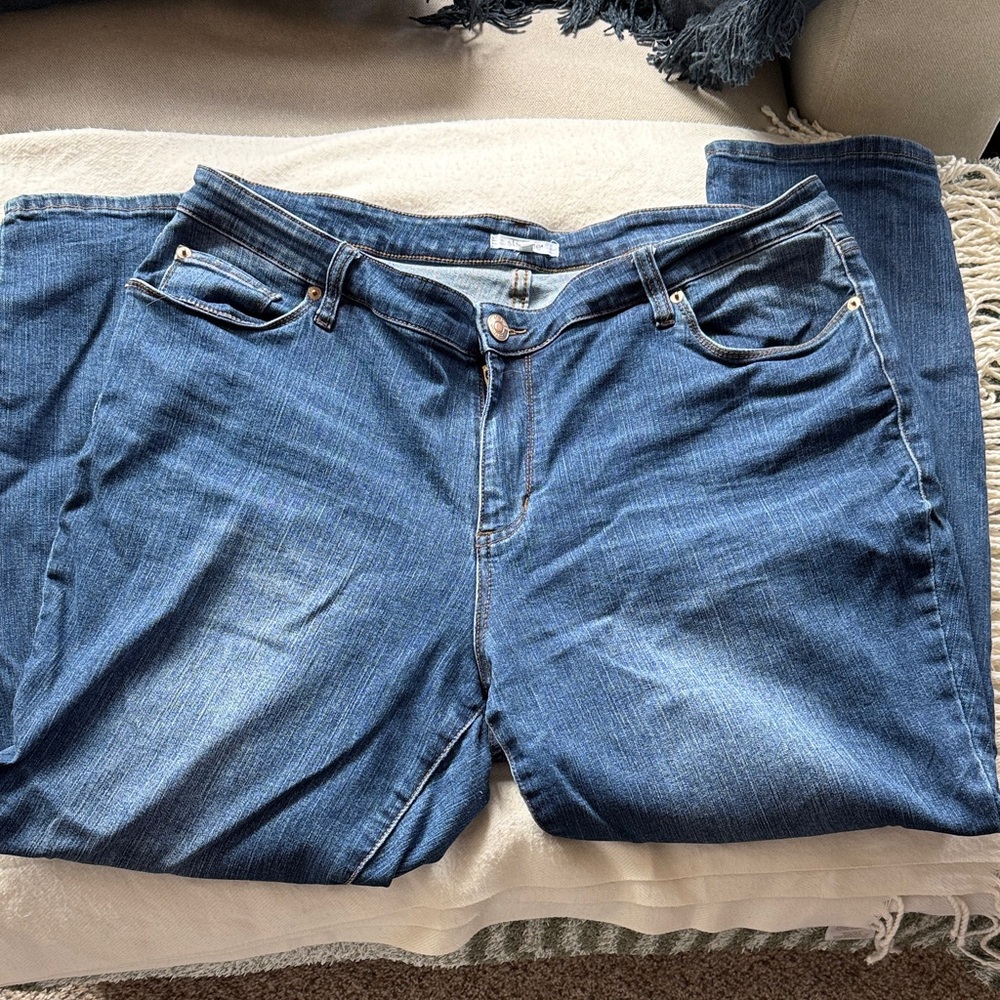 STS Blue Women's Straight Leg Jeans - Deep Blue.  Size 18.  Like new.